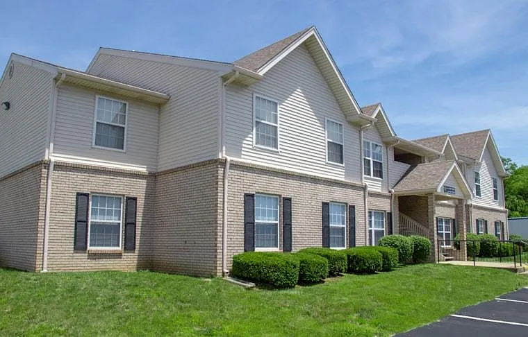 Oak Meadow Apartments — Photo 1