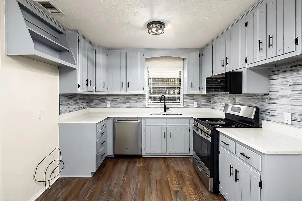 4 bed, 1483 sqft, $1,800 — Photo 3