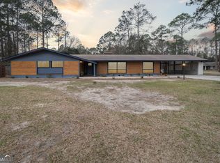 716 N Railroad St, Glennville, GA 30427