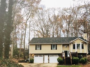 2901 Winter Lake Ct, Buford, GA 30519