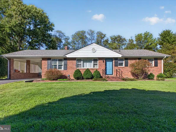 203 Manor Ave, Chestertown, MD 21620