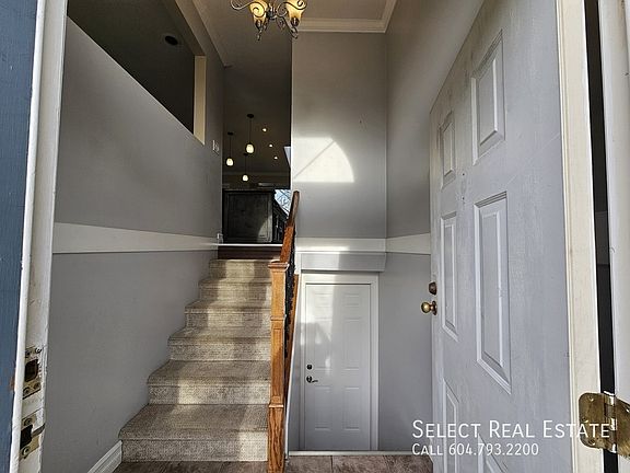 3rd image of 32985 Malahat Pl #A
