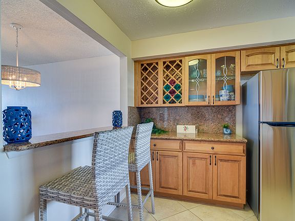 4th image of 1290 Gulf Blvd #12O1