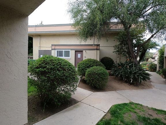 4th image of 745 E Bradley Ave #5