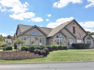 2111 Taylor Ln, Newark, OH