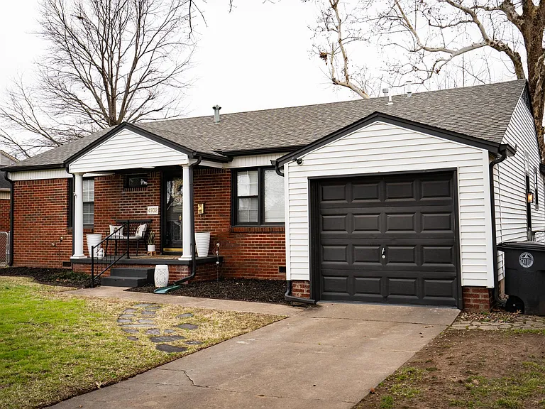 4932 S Newport Ave — Photo 5