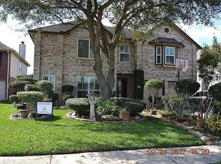 22711 W Waterlake Dr, Richmond, TX 77406