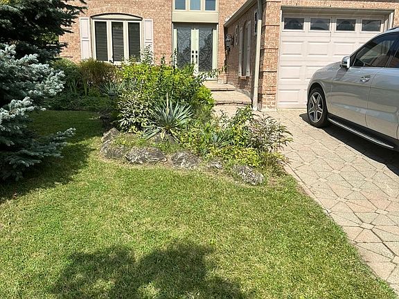 2nd image of 4 Nottingham Cres