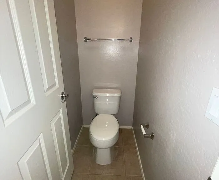 17714 W Marshall Ln — Photo 14