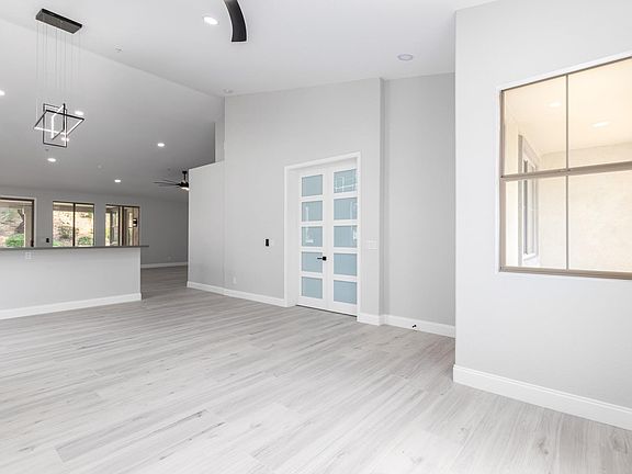 5th image of 16699 N 105th Way