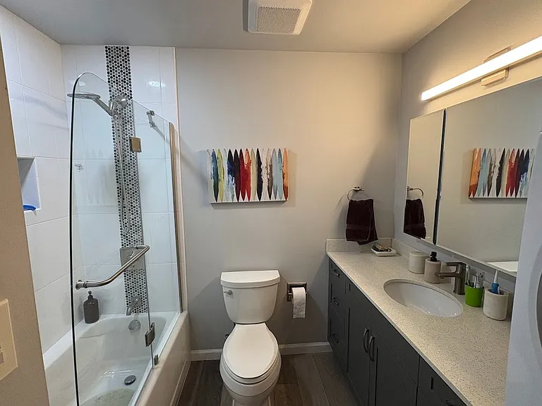339 Broadway #215 — Photo 11