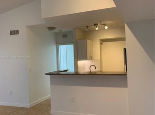 2200 E Preserve Way APT 301, Hollywood, FL 33025