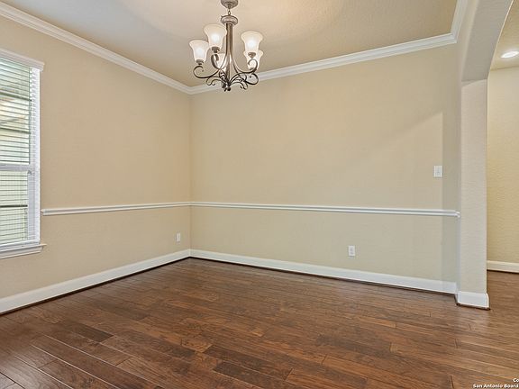 5th image of 5326 Tulip Bend