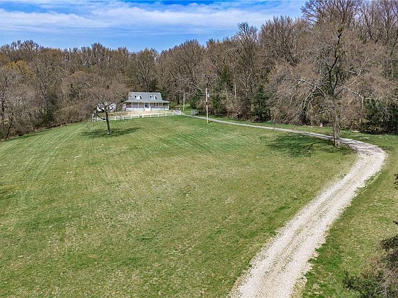 4th image of 19271 Vineyard Rd