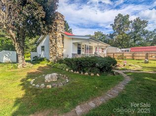 165 Cattail Creek Rd, Burnsville, NC 28714