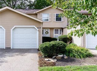 3960 Lake Run Blvd, Stow, OH 44224