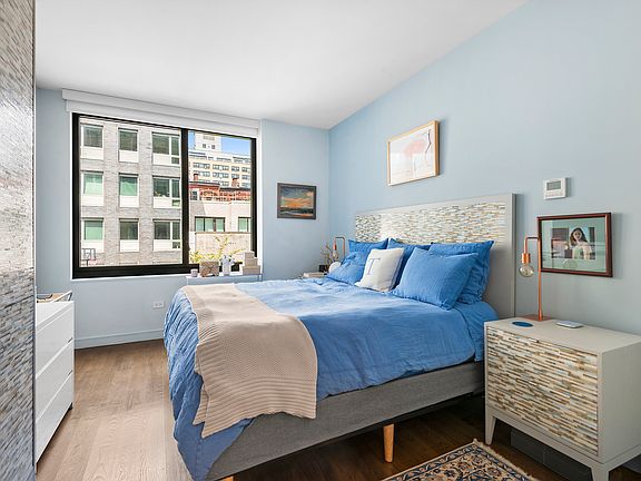5th image of 211 E 13th St #3K