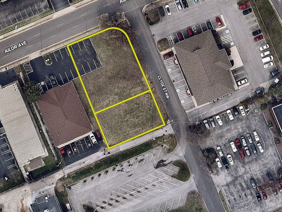 1st image of 417 Clyde St