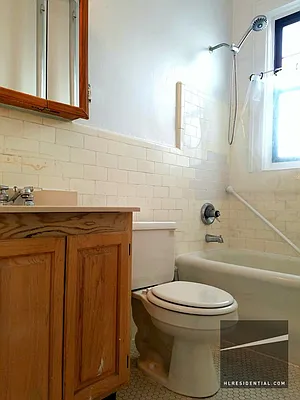 Rented by Highline Residential | media 7