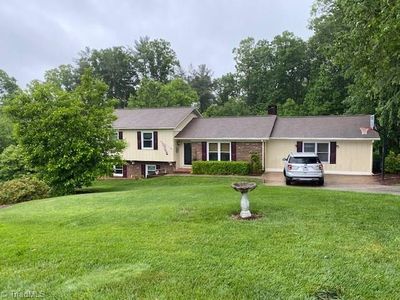 298 Raven Green St, Wilkesboro, NC, 28697