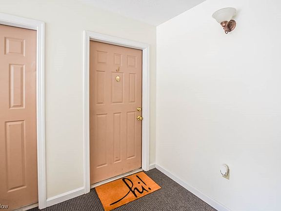 2nd image of 1456 Buckingham Gate Blvd Unit J