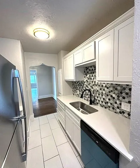 2905 NW 19th St — Photo 6