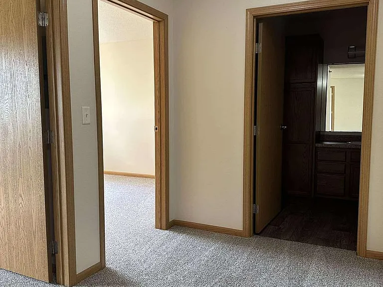 Westport Apartments — Photo 23