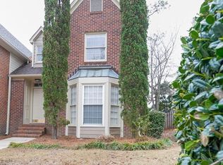 2020 Stone Brook Dr, Birmingham, AL 35242