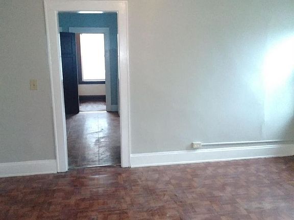 4th image of 4043 W Liberty St