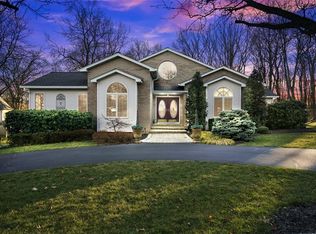 4 Phillips Dr, Stony Pt, NY 10980