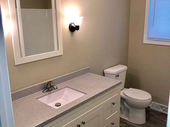 5th image of 1010 Lorelei Dr