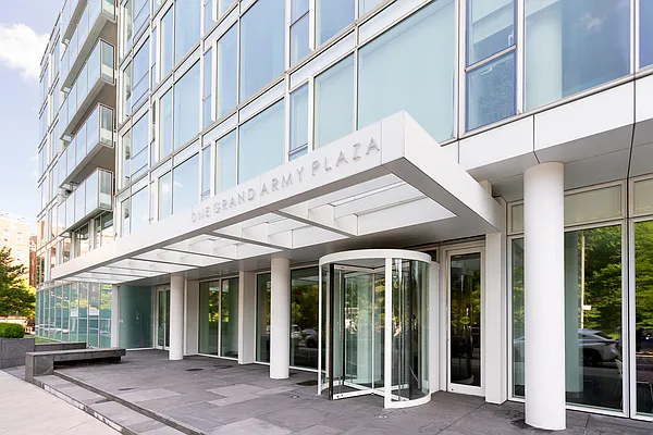 Sold by Engel and Volkers Brownstone Brooklyn | media 14