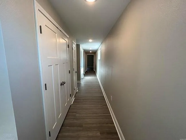 214 W Hickory St — Photo 8