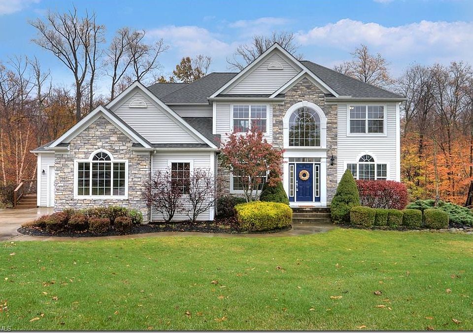 1st image of 7987 Brook Cir