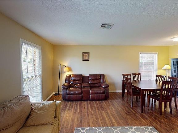 3rd image of 4432 Eley Ct
