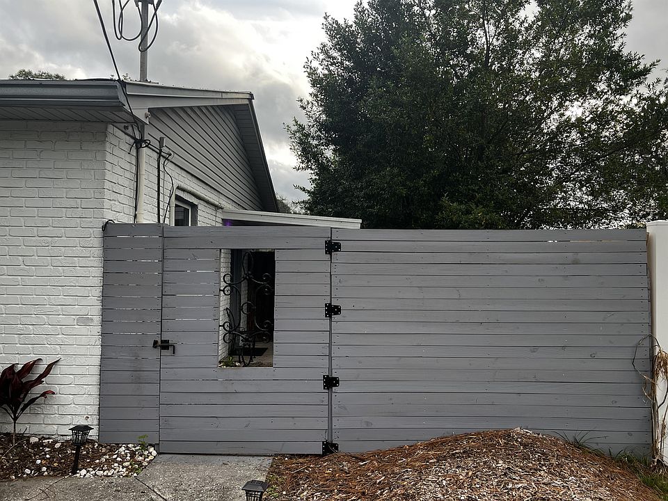 1st image of 10109 N Newport Ave