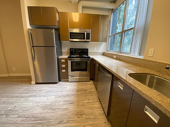 4th image of 25400 Carlos Bee Blvd #332