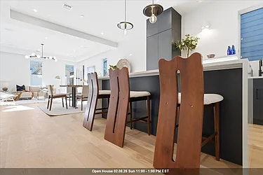 105 Laidlaw Avenue, #3