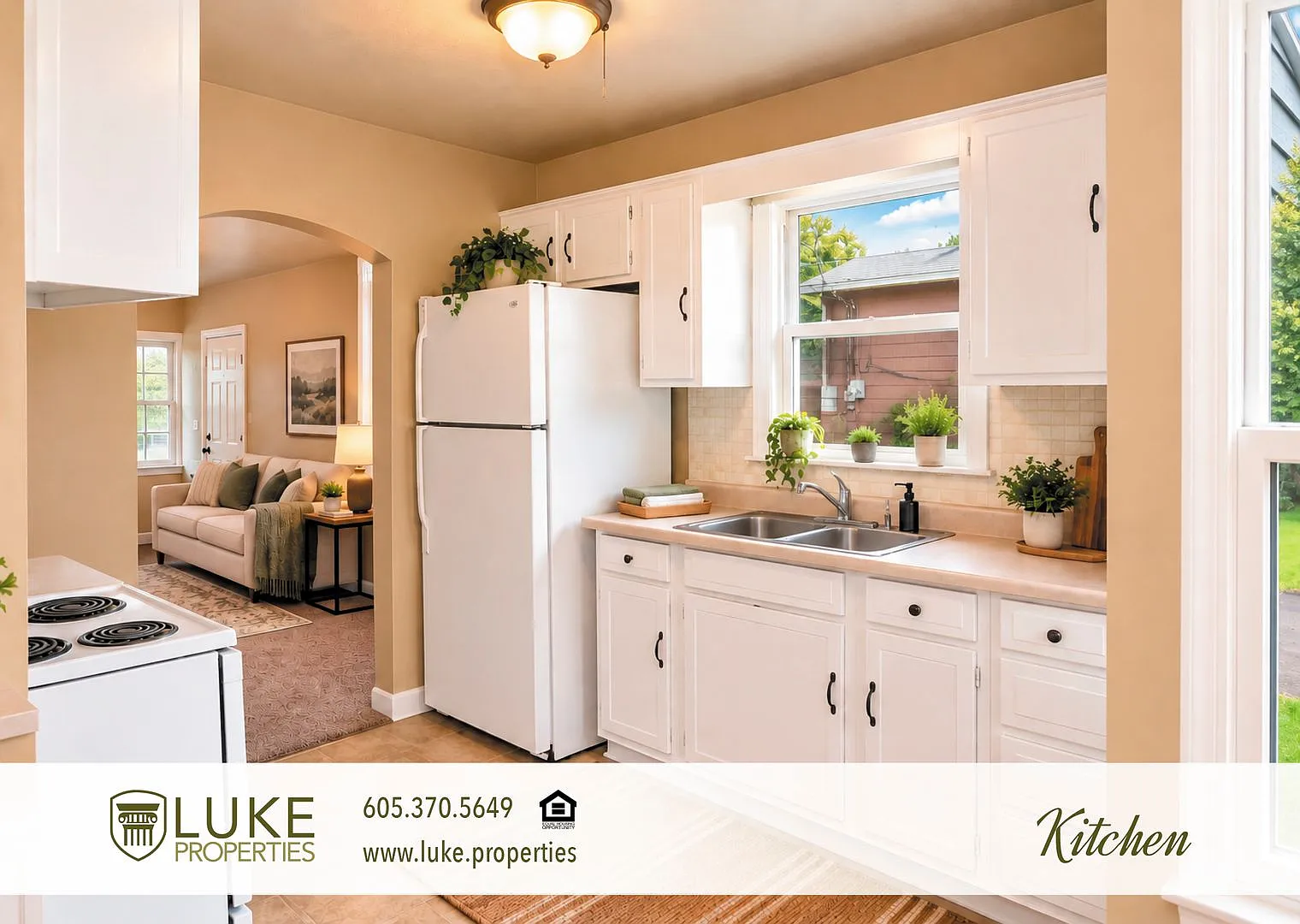 Great four bedroom rental home with many updates — Photo 4