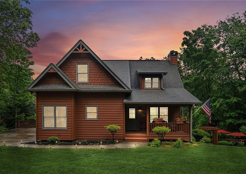 1st image of 400 Noelle Ln