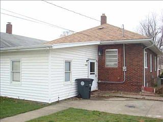 1st image of 1150 College St