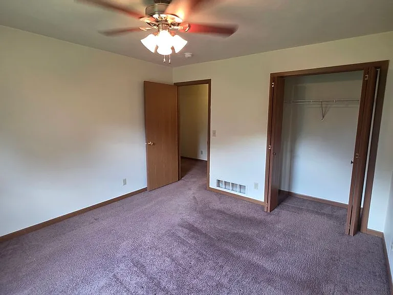 6315 Garrett Ln — Photo 34