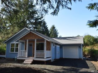 135 S Razor Clam Dr SW, Ocean Shores, WA 98569