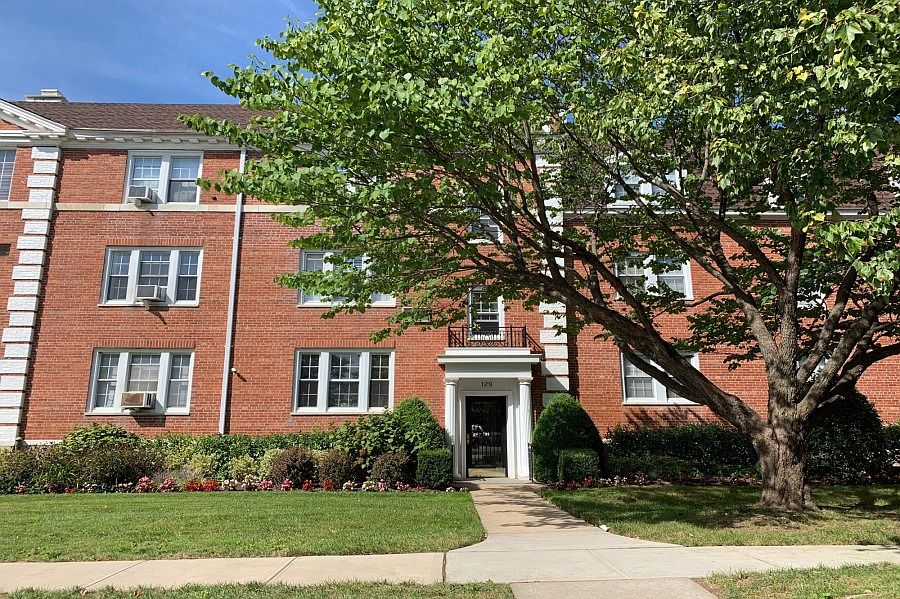 1st image of 129 2nd St APT 3L