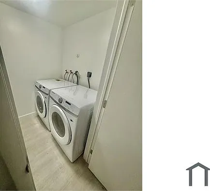 3 bed, 1581 sqft, $3,200 — Photo 2