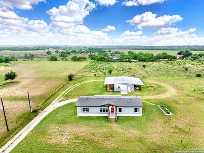 5991 FM 1343, Devine, TX, 78016