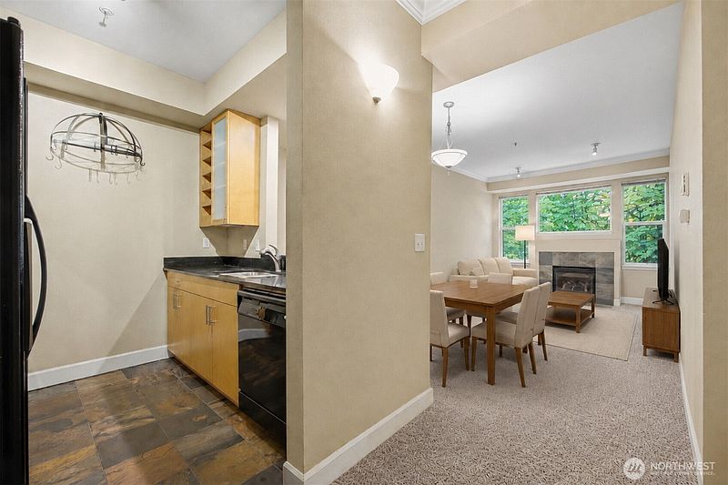 4th image of 255 W Bakerview Road #205