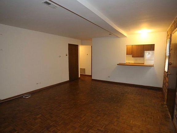 3rd image of 1254 W Belden Ave