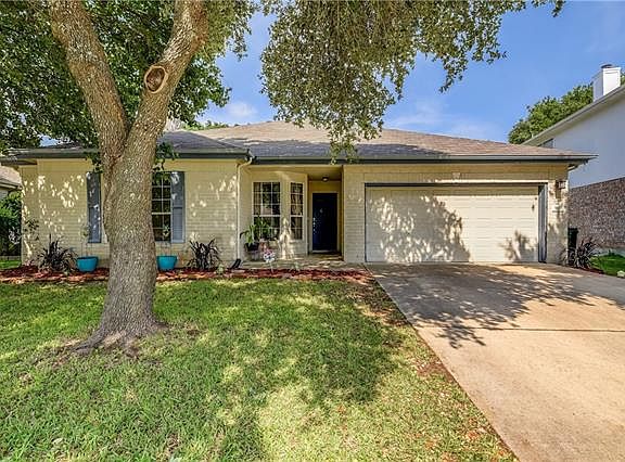 3rd image of 1737 Jerusalem Dr