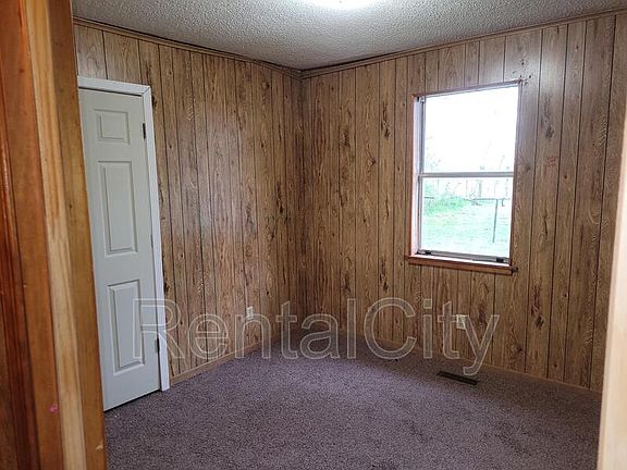 4th image of 1105 Merriman St APT B